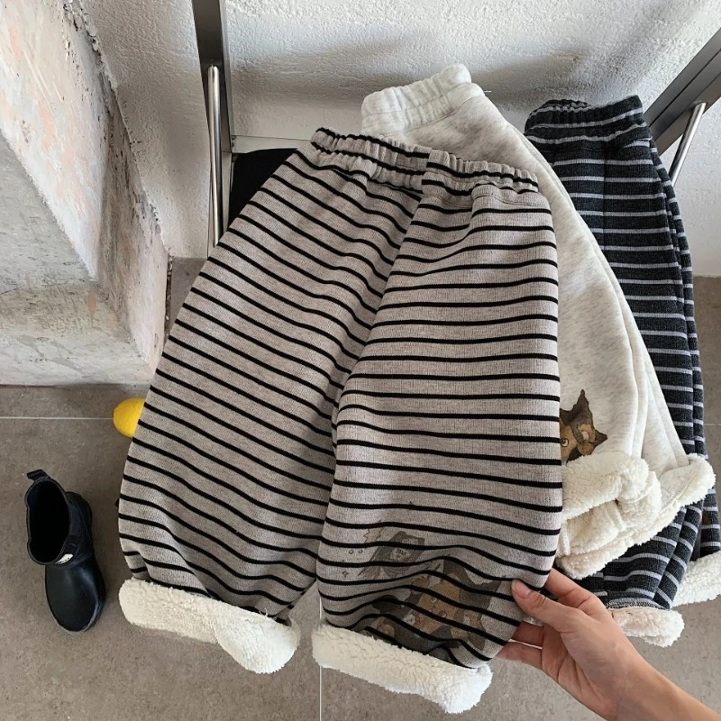 

2025 Winter New Children's Loose Soft Sticky Striped Thick Pants with Cartoon Printed Warm Pants