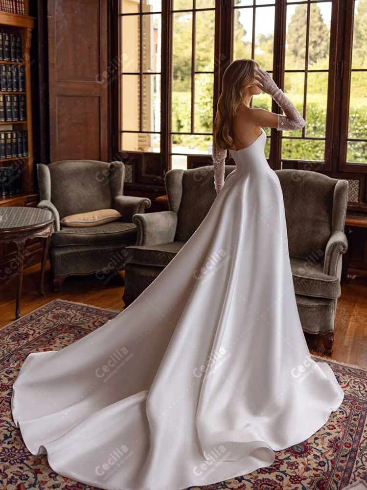 ชุดแต่งงานที่หรูหราสง่างามชุดเจ้าสาวที่ไม่มีสายหนังBackless Robesสําหรับงานปาร์ตี้อย่างเป็นทางการGlamorousที่กําหนดเองVestidos De Novia