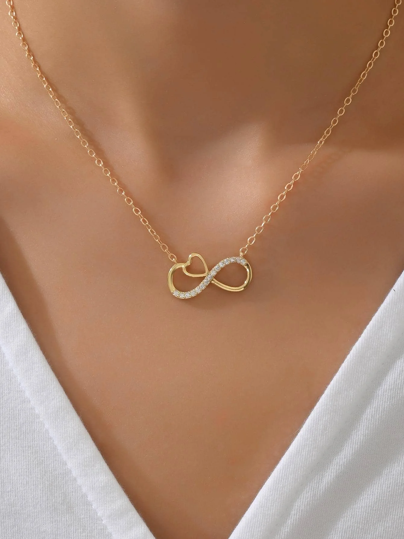Collar con colgante de símbolo de infinito de cobre y diamantes de imitación para mujer, joyería de cobre para decoración diaria, 1 ud.