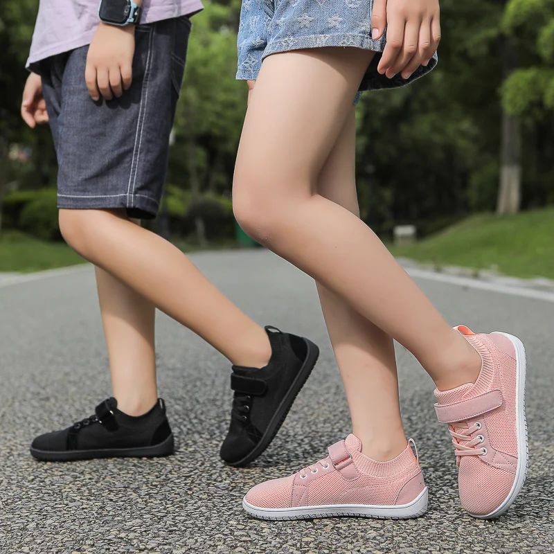 Zapatos descalzos anchos para niños, zapatillas deportivas para caminar al aire libre, zapatillas de correr para niños pequeños, zapatos de cuero con bucle de gancho, 2024