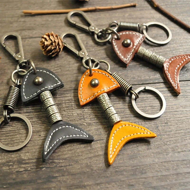 

New Vintage Small Fish Keychain Key Ring Men Women Creative Retro Cowhide Key Chain Personality Backpack Pendant