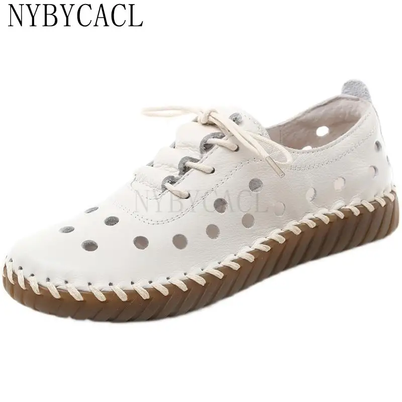 2022 Newest Designer Woman Flats Breathable Sew Oxford Sneakers Women Casual Lace Up Split Leather Hollow Moccasins Loafer Shoes