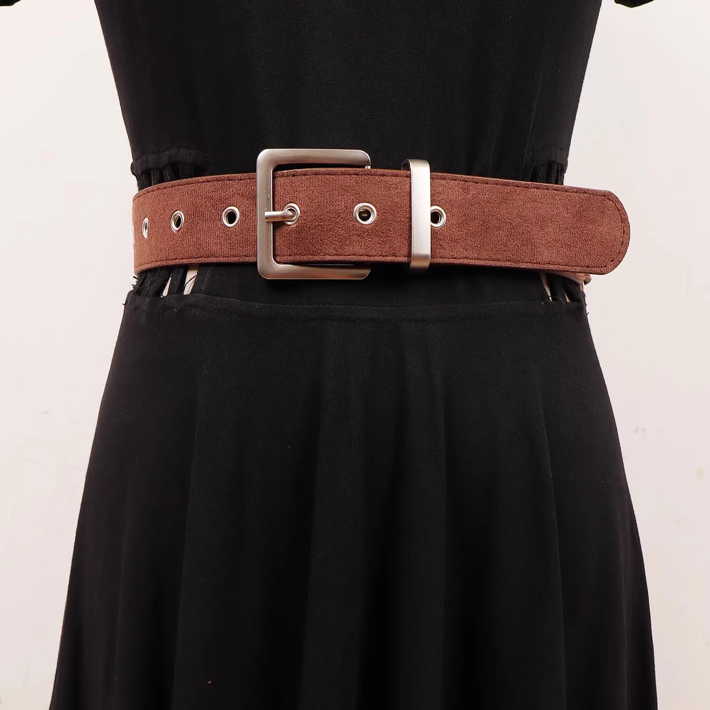 المرأة خمر الجلد المدبوغ برشام بولي Leather الجلود فستان Cummerbunds الكورسيهات حزام أحزمة الديكور واسعة حزام R3039