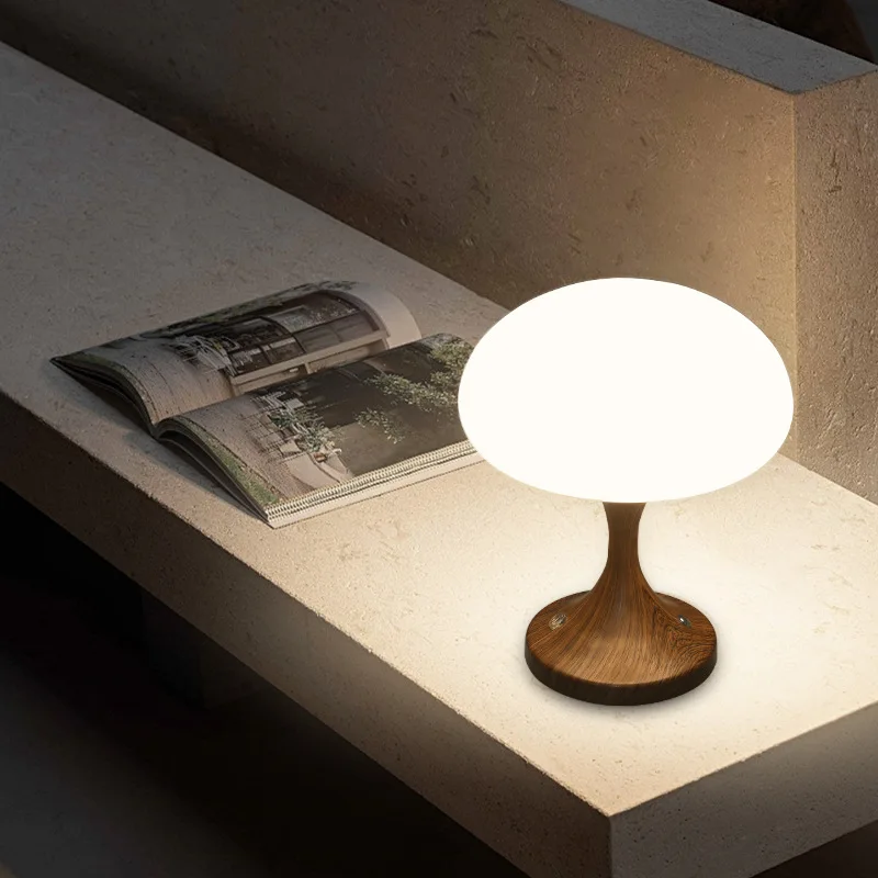 

Jellyfish desk lamp bedroom bedside ambient light living room retro decoration advanced feeling cream wind eye protection chargi