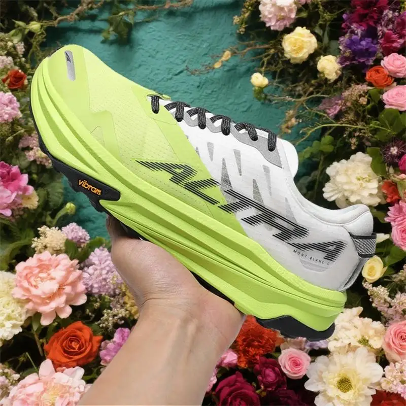 

Waterproof Slip-ResistantStable Racing Running Shoes, Support Structure, Stable on Curves