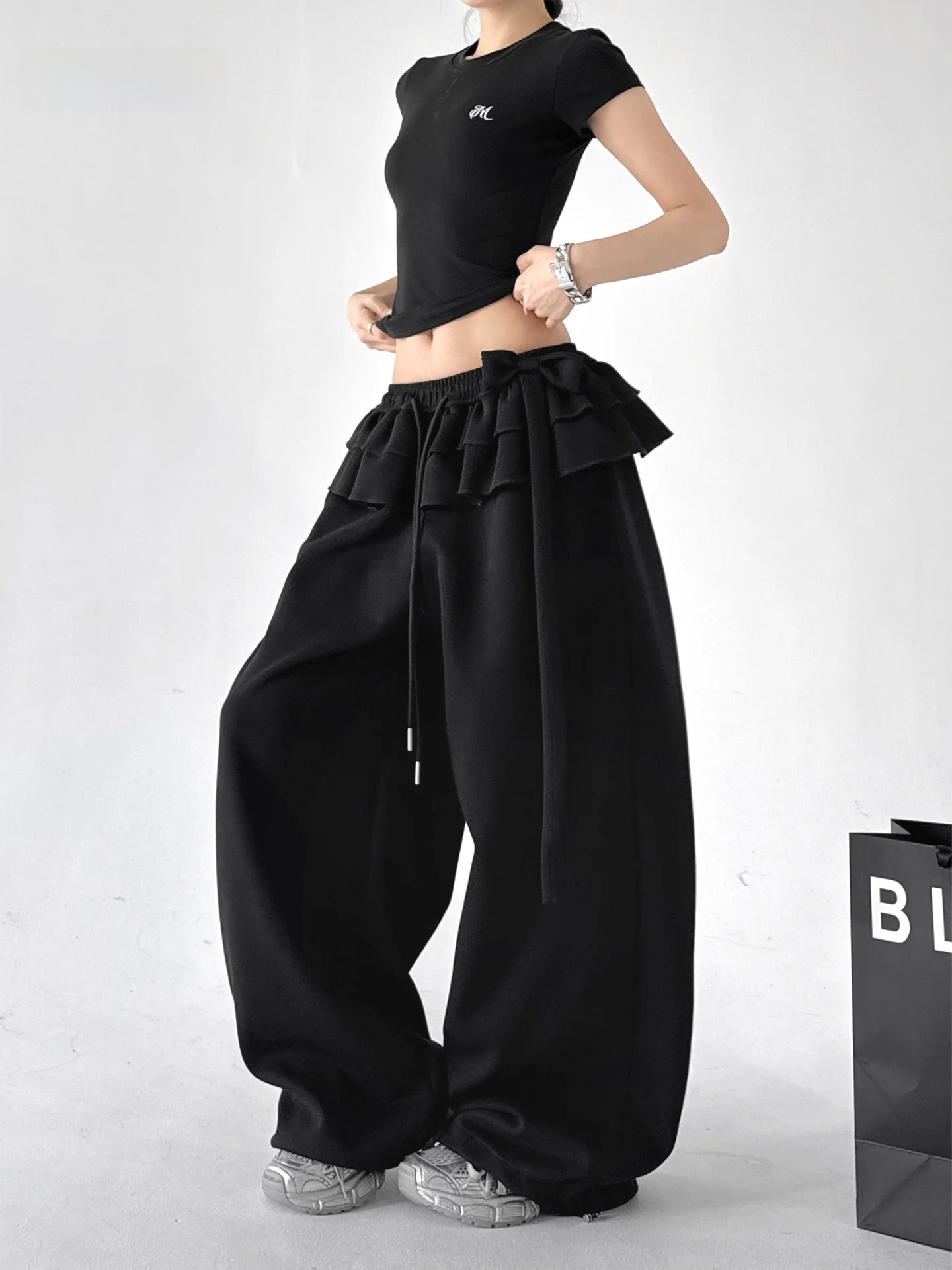 

Черные асимметричные спортивные брюки женские летние новые широкие повседневные брюки с эффектом похудения универсальные с высокой талией длинные из хлопка и полиэстера