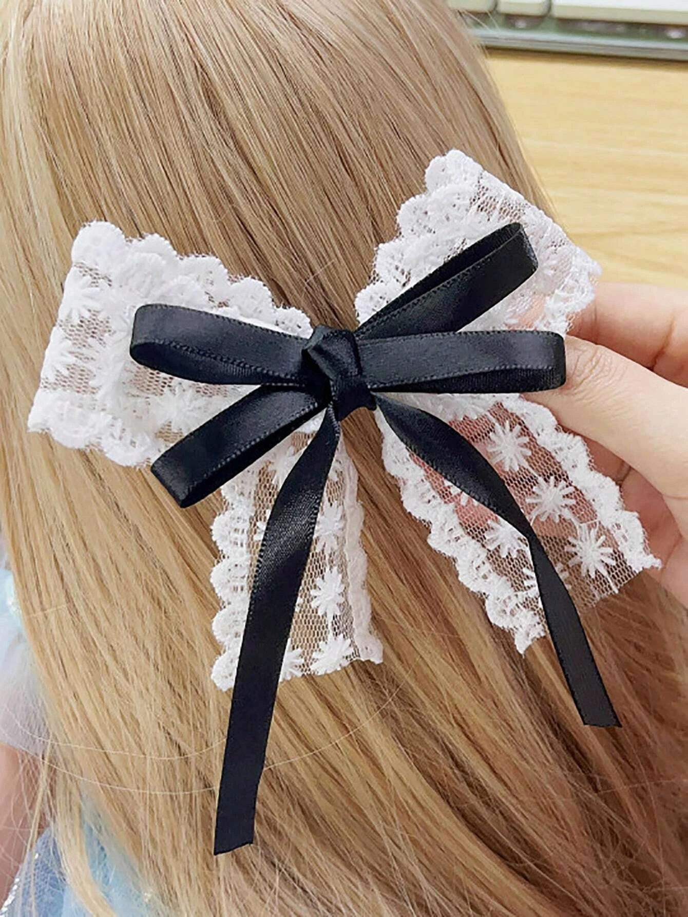1pc White Lace Hair Bow Clips for Women Girls Elegant Black Grosgrain Bow Alligator Hair Clips Women Fashion Hair Accessories