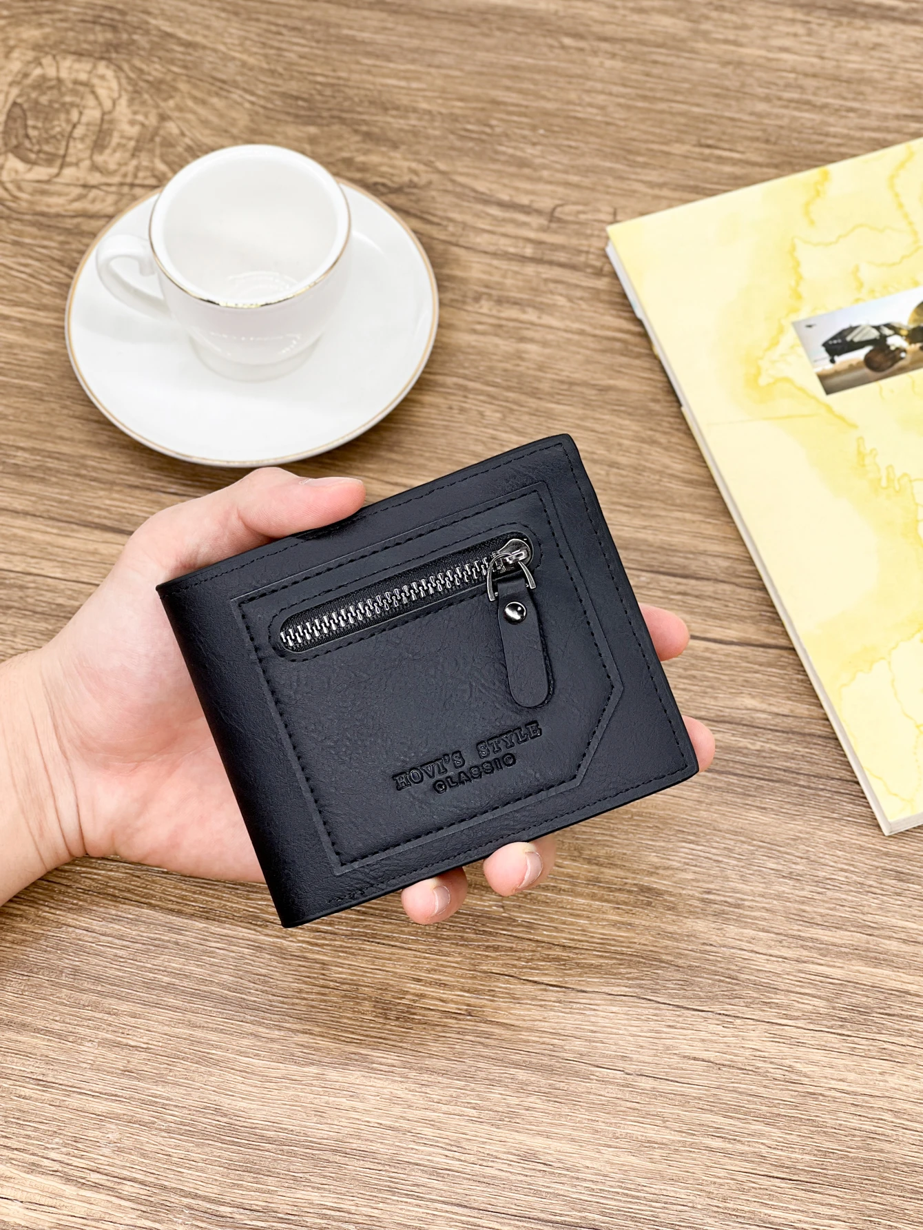 

Fashionable Men's Wallet - Vintage Casual Short Wallet for Young Professionals - Large Capacity Coin Purse
