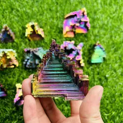 Wholesale Nature Bismuth Crystal Pyramid High Quality Bismuth Pyramid for Home Decoration Gemstone Reiki Healing Meditation 1pc