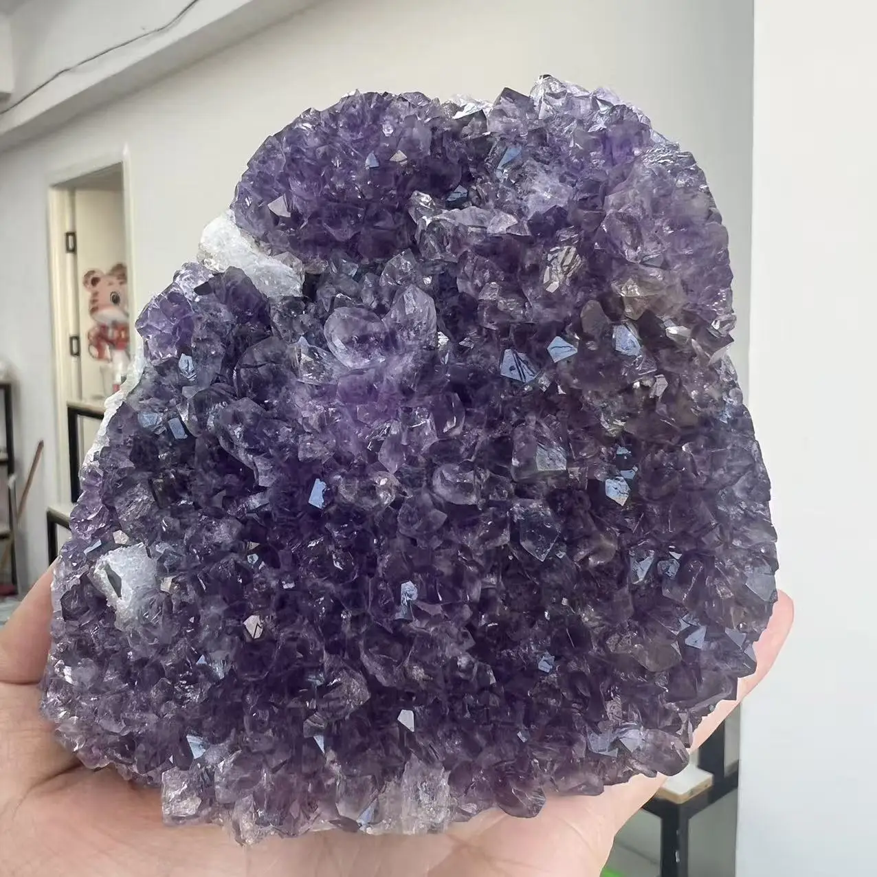 support-en-grappe-de-cristal-de-quartz-amethyste-de-reve-d'uruguay-naturel-1055g-95cm