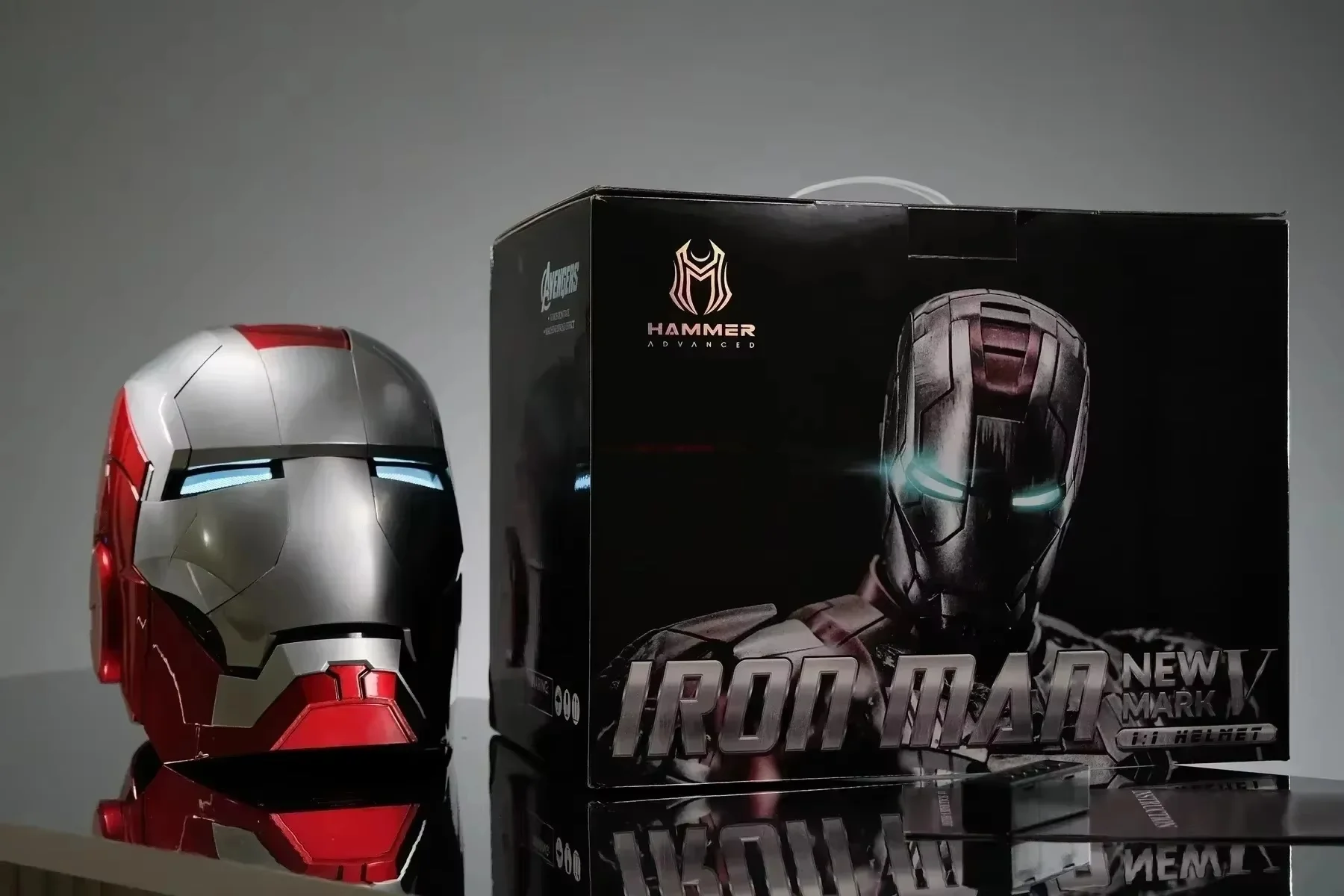 Hot Toys New Mk5 Iron Man Helmet Voice Control 8-Piece Opening And Closing Chinese English Luminous Mask Collect Halloween Gifts