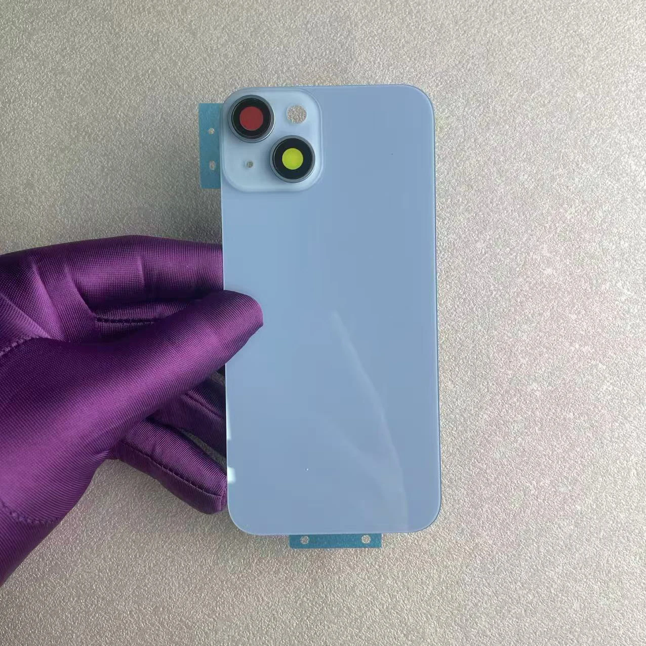 1 Stück Rückglas für iPhone 14 und 14 Plus, mit integriertem MagSafe-Magnetring, Ersatzteil zur Reparatur einer beschädigten Rückseite des Telefons. – Detail 3
