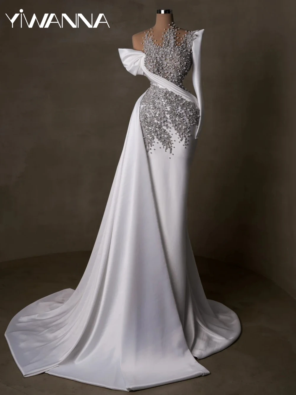 

Silver Crystal Satin Mermaid Long Wedding Dress Luxury Sparkly Pearls Bidal Gown Customized One Shoulder Dresses For Bride