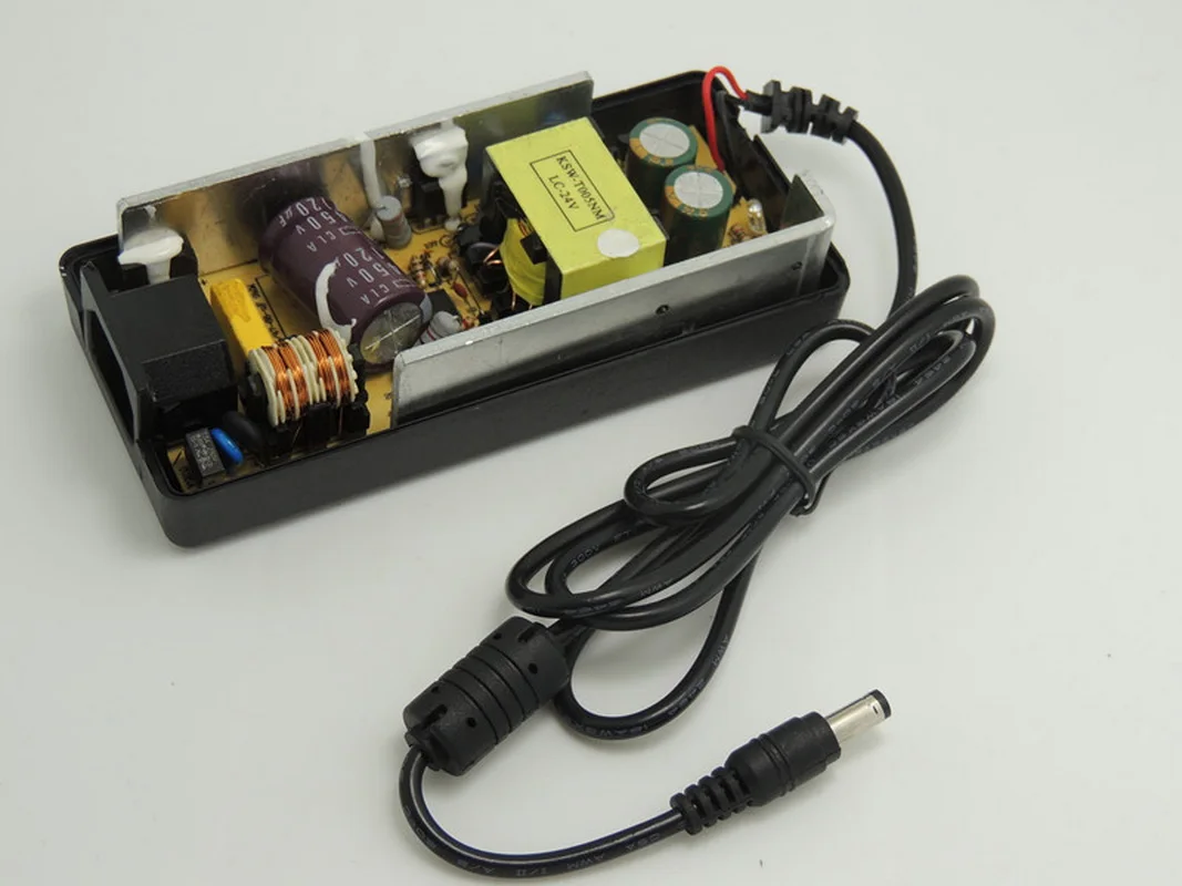 High quality IC solutions AC 100V-240V DC 24V 5A Switch power supply120W LED adapter DC 5.5*2.1-2.5mm