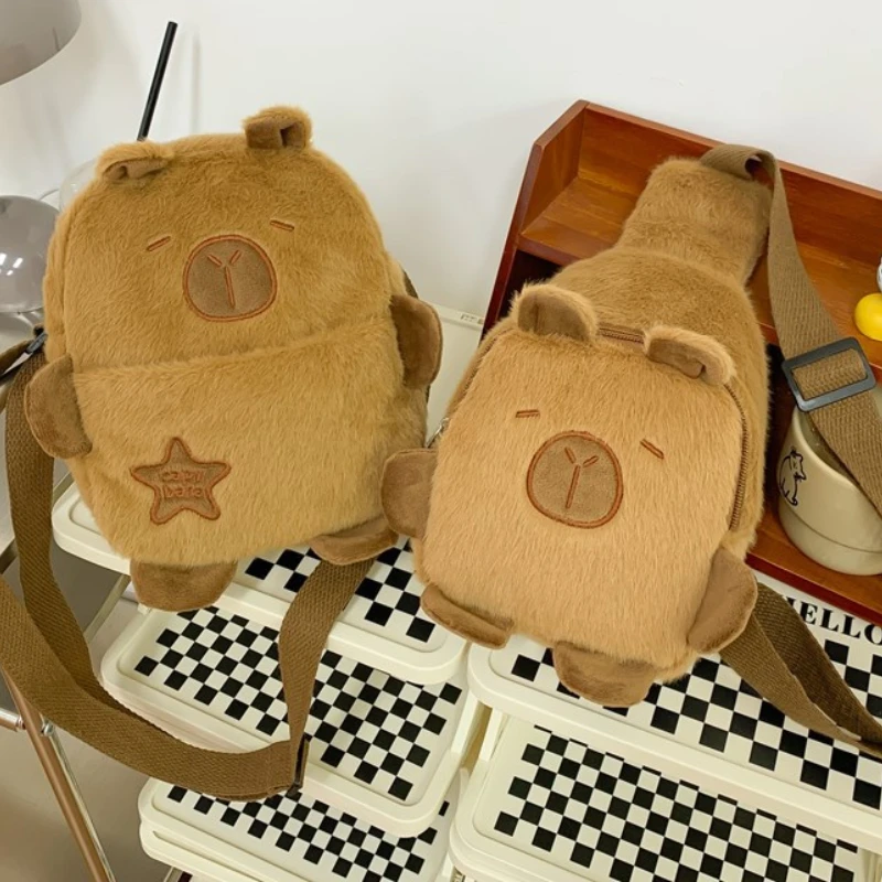 Kawaii Capybara Plüsch-Umhängetasche, niedlicher Cartoon, weiche Brusttasche, tägliche All-in-One-Aufbewahrung, Handytasche, Wintergeschenke für Studenten