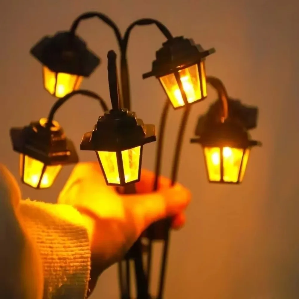 

1pc Retro Lantern Decorative Light 6/8/10LED Street Lawn Lamp Solar Garden Lights Holiday Party Lamp Waterproof