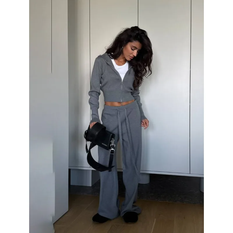 

2026 New Solid-color Two-piece Knitted Inner Layer Exudes High-end Casual Elegant Vibe Straight-leg Suit Women Wear Outside