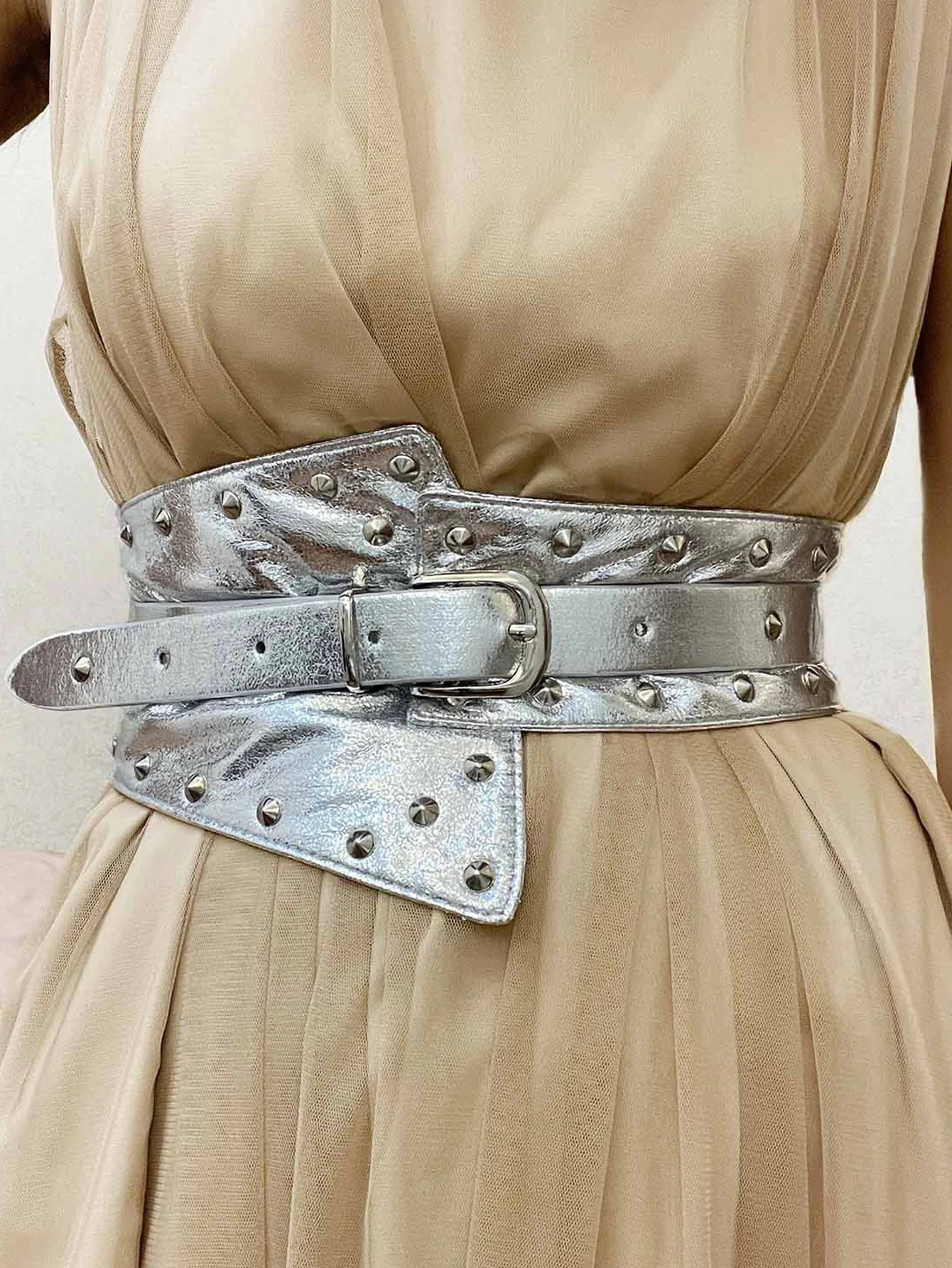 New & Best-Selling European and American Style Studded Waist Cincher for Women - Wide Waist Belt That Flatters the Figure, Versa