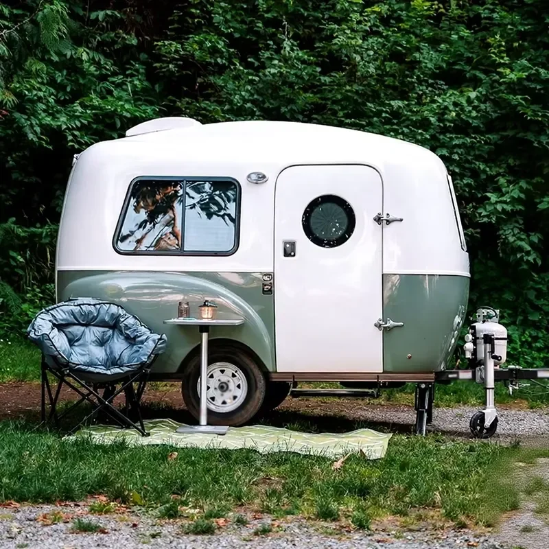 Design caravan Motor Home 4x4 Camper Cabin Body 4x4 Van with Fridge