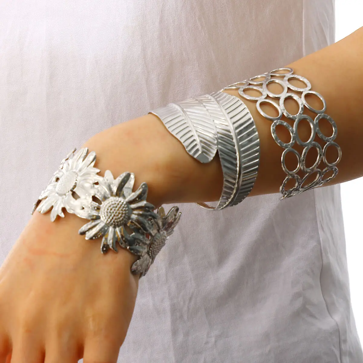 Chic Chunky Wide Cuff Bangles Bracelet For Women Flower Leaf Stainless Steel Broad Surface Pulseras Jewelry Punk Hiphop Gifts