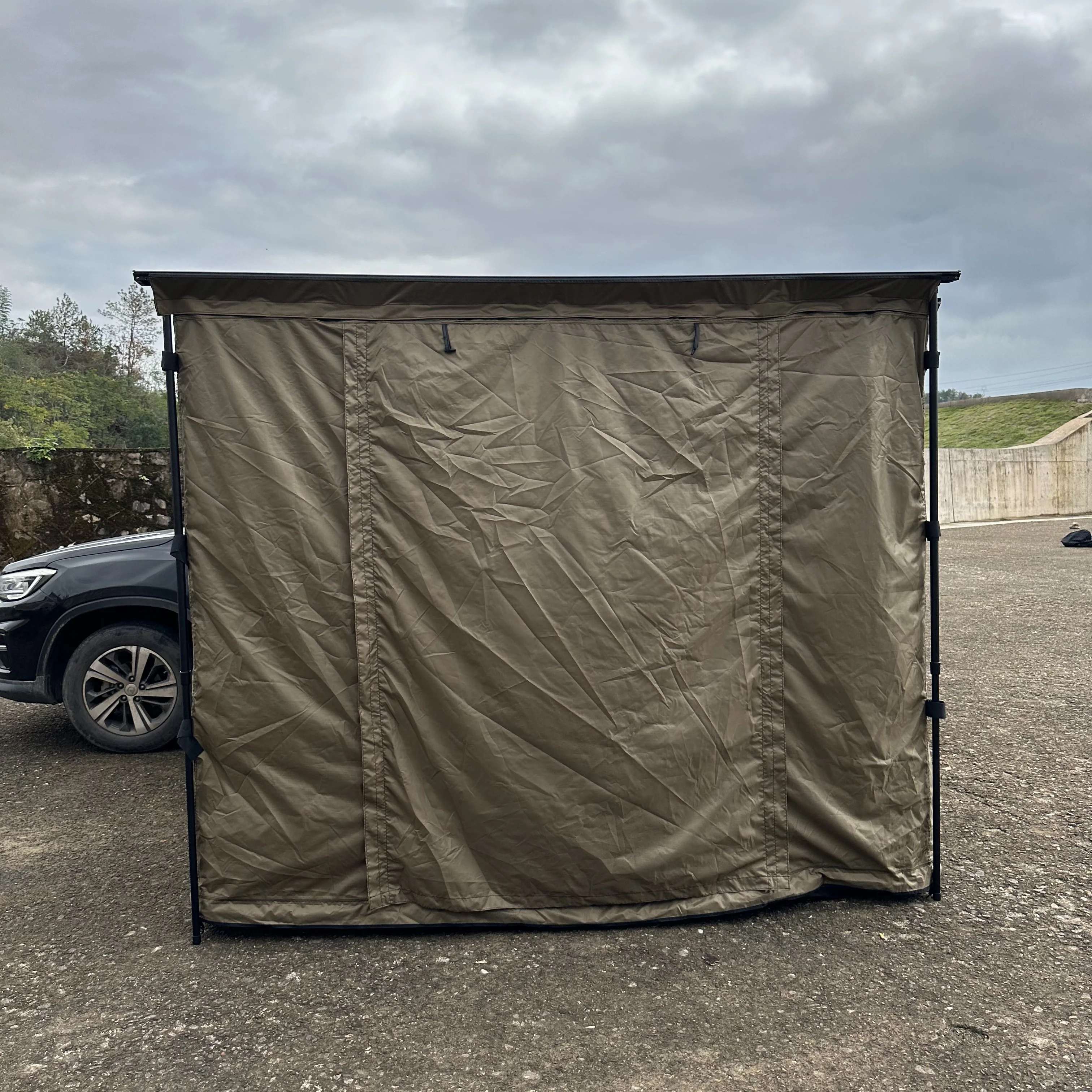 Dream Car SUV Truck 4X4 Aluminum Frame Polyester Fabric Four-Season Waterproof 3-4 Person Car Side Awning Mesh Room 4 Walls Clot