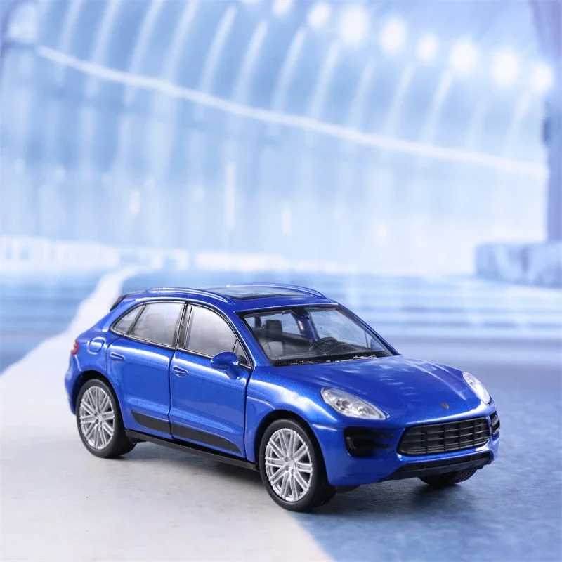 WELLY 1:36 Porsche Macan Turbo SVU High Simulation Diecast Car Metal Alloy Model Car Kids Toys Collection Gifts B17