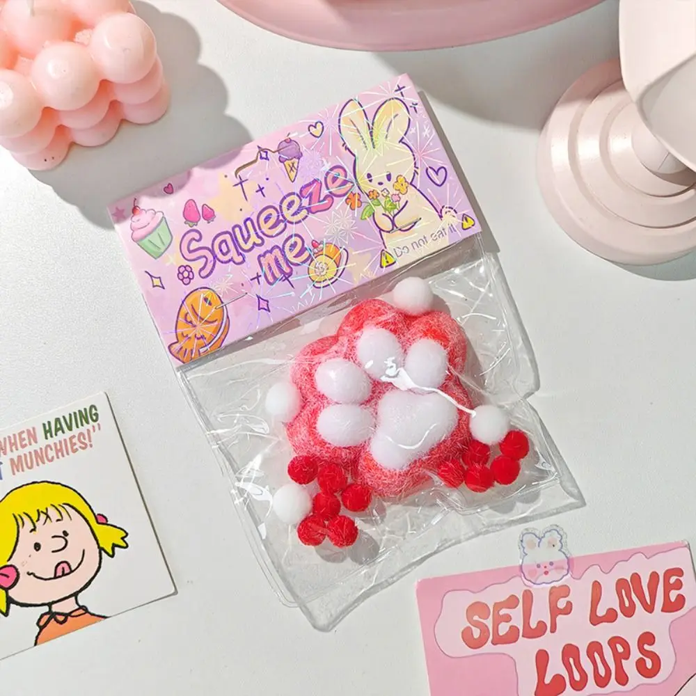 Pétrissage noël chat patte presser jouets rebond lent Silicone dessin animé chat griffe jouet 6.5 cm 3D chat patte pincement jouet cadeau de noël