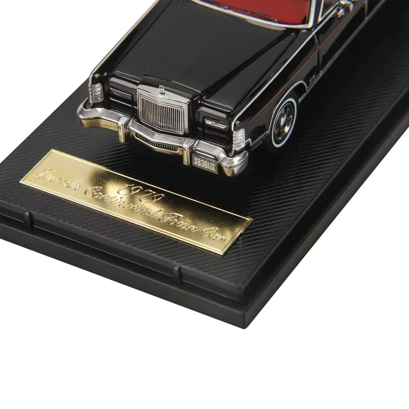 Poème Sun Star & Tuoke 1:64 1979 Lincoln Continental Town, alliage limité, ornements moulés sous pression, jouets personnalisés pour enfants, noël, nouveau, en Stock