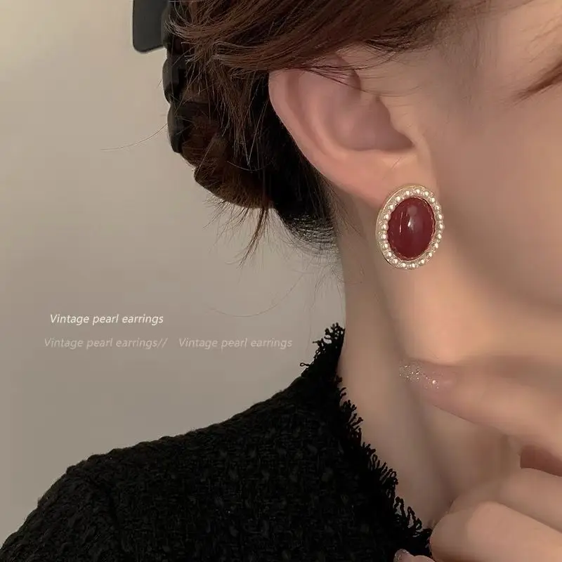 Advanced and Luxurious Ear Clips for Women Without Ear Holes 2024 New Minimalist Earrings Painless Earrings