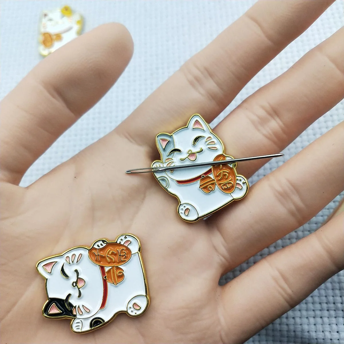 Fortune Cats Magnetic Needle Minders for Cross Stitch Set Sewing Magnet Needle Keeper Finder Embroidery Accessories Needle Nanny