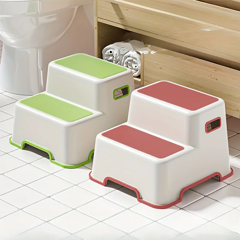 

Detachable Bathroom Bench - Anti-Slip, Toilet Training & Washbasin Step. Durable & Essential.