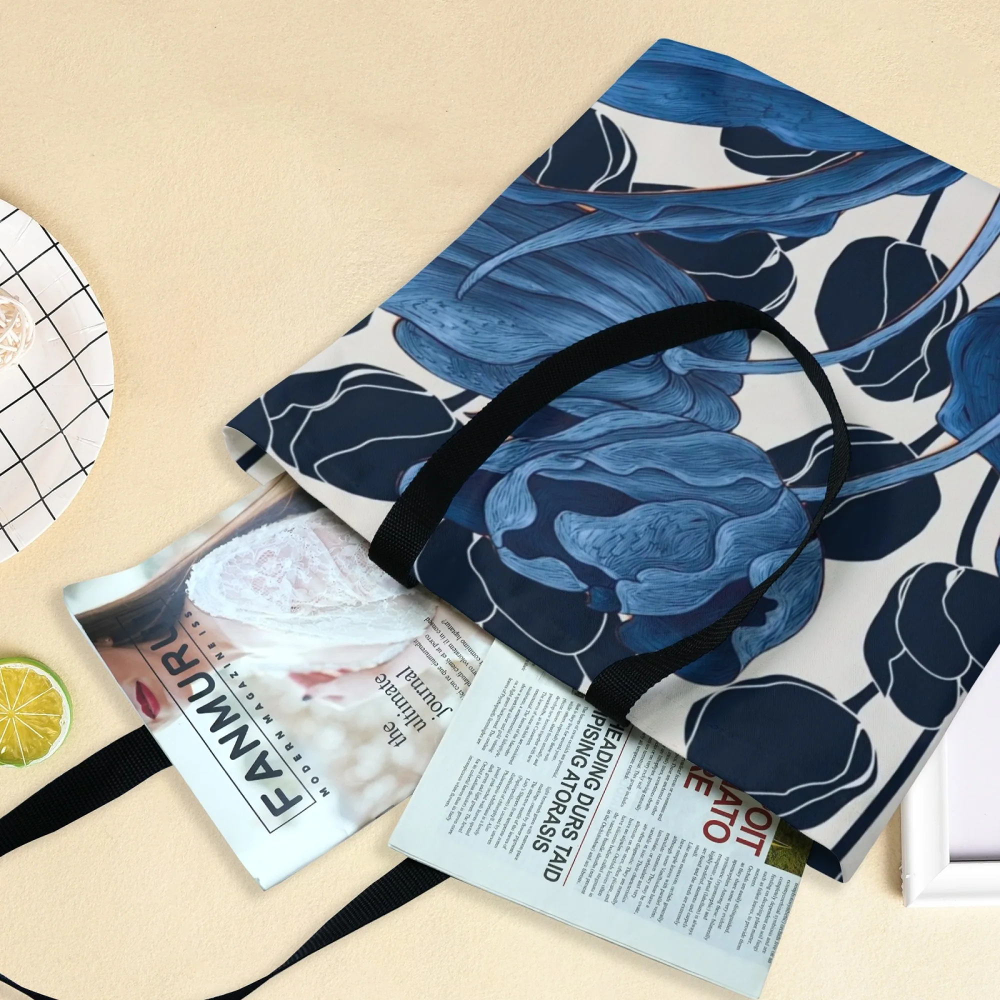 Sac fourre-tout élégant en toile d'art tulipe bleue pour femmes, sac à bandoulière artistique à fleurs, grande capacité, écologique, réutilisable, idéal pour les voyages artistiques