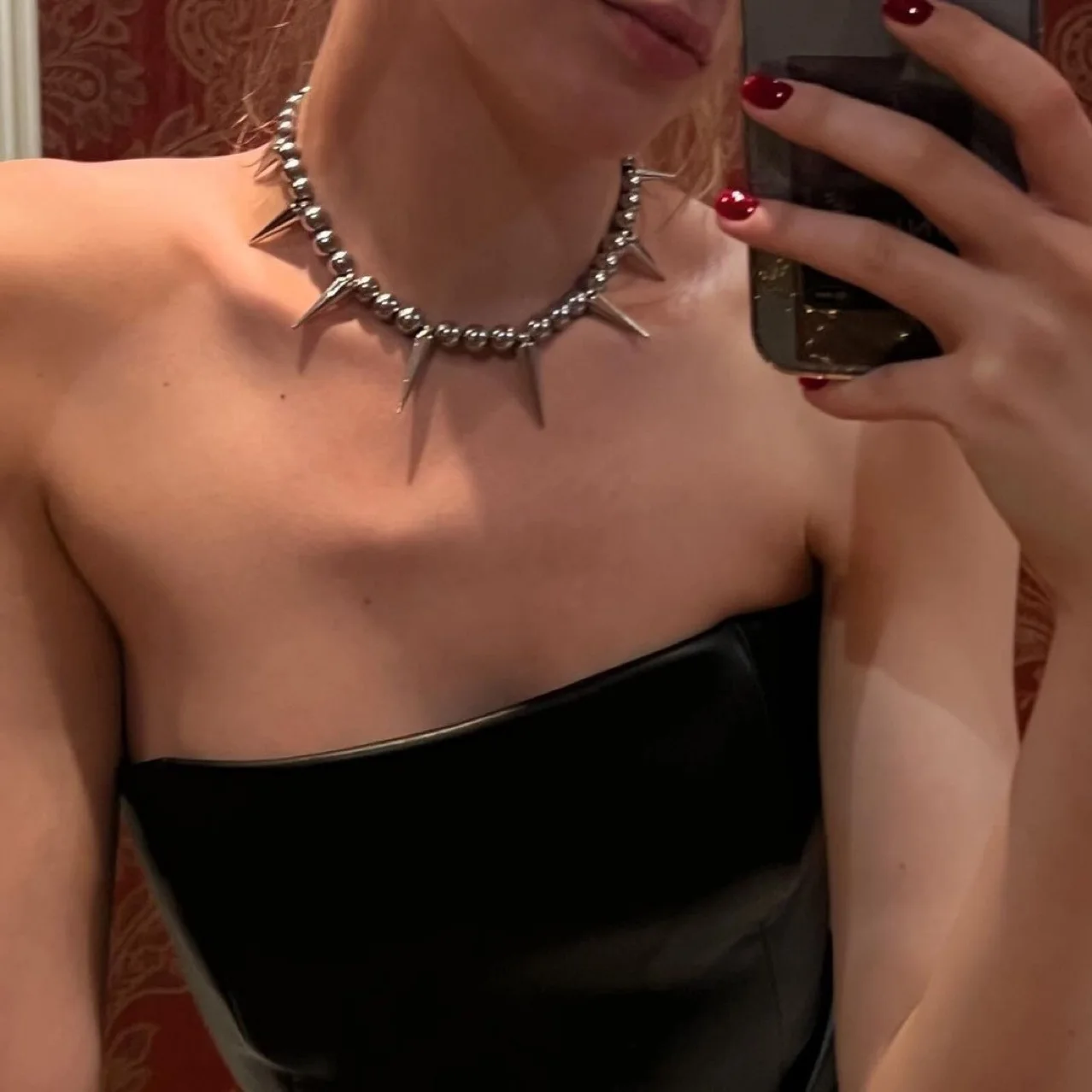 ΠΠΆΠ΅ΡΠ΅Π»ΡΠ΅ Ρ ΡΠΈΠΏΠ°ΠΌΠΈ ΠΈΠ· ΠΏΠ΅ΡΠ»ΠΈΠ½ Π² ΡΡΠΈΠ»Π΅ ΡΡΠ±ΠΊΡΠ»ΡΡΡΡΠ½ΠΎΠ³ΠΎ Π³ΠΎΡΠΈΡΠ΅ΡΠΊΠΎΠ³ΠΎ ΠΏΠ°Π½ΠΊ Ρ ΠΏΡΠ΅ΡΠ²Π΅Π»ΠΈΡΠ΅Π½Π½ΠΎΠΉ ΠΈΠ½Π΄ΠΈΠ²ΠΈΠ΄ΡΠ°Π»ΡΠ½ΠΎΠΉ ΡΠ΅ΠΏΠΎΡΠΊΠΎΠΉ Π½Π° ΠΊΠ»ΡΡΠΈΡΡ ΠΠΆΠ΅ΡΠ΅Π»ΡΠ΅ Ρ ΡΠΈΠΏΠ°ΠΌΠΈ ΠΈΠ· ΠΏΠ΅ΡΠ»ΠΈΠ½ Π² ΡΡΠΈΠ»Π΅ ΡΡΠ±ΠΊΡΠ»ΡΡΡΡΠ½ΠΎΠ³ΠΎ Π³ΠΎΡΠΈΡΠ΅ΡΠΊΠΎΠ³ΠΎ ΠΏΠ°Π½ΠΊ Ρ ΠΏΡΠ΅ΡΠ²Π΅Π»ΠΈΡΠ΅Π½Π½ΠΎΠΉ ΠΈΠ½Π΄ΠΈΠ²ΠΈΠ΄ΡΠ°Π»ΡΠ½ΠΎΠΉ ΡΠ΅ΠΏΠΎΡΠΊΠΎΠΉ Π½Π° ΠΊΠ»ΡΡΠΈΡΡ