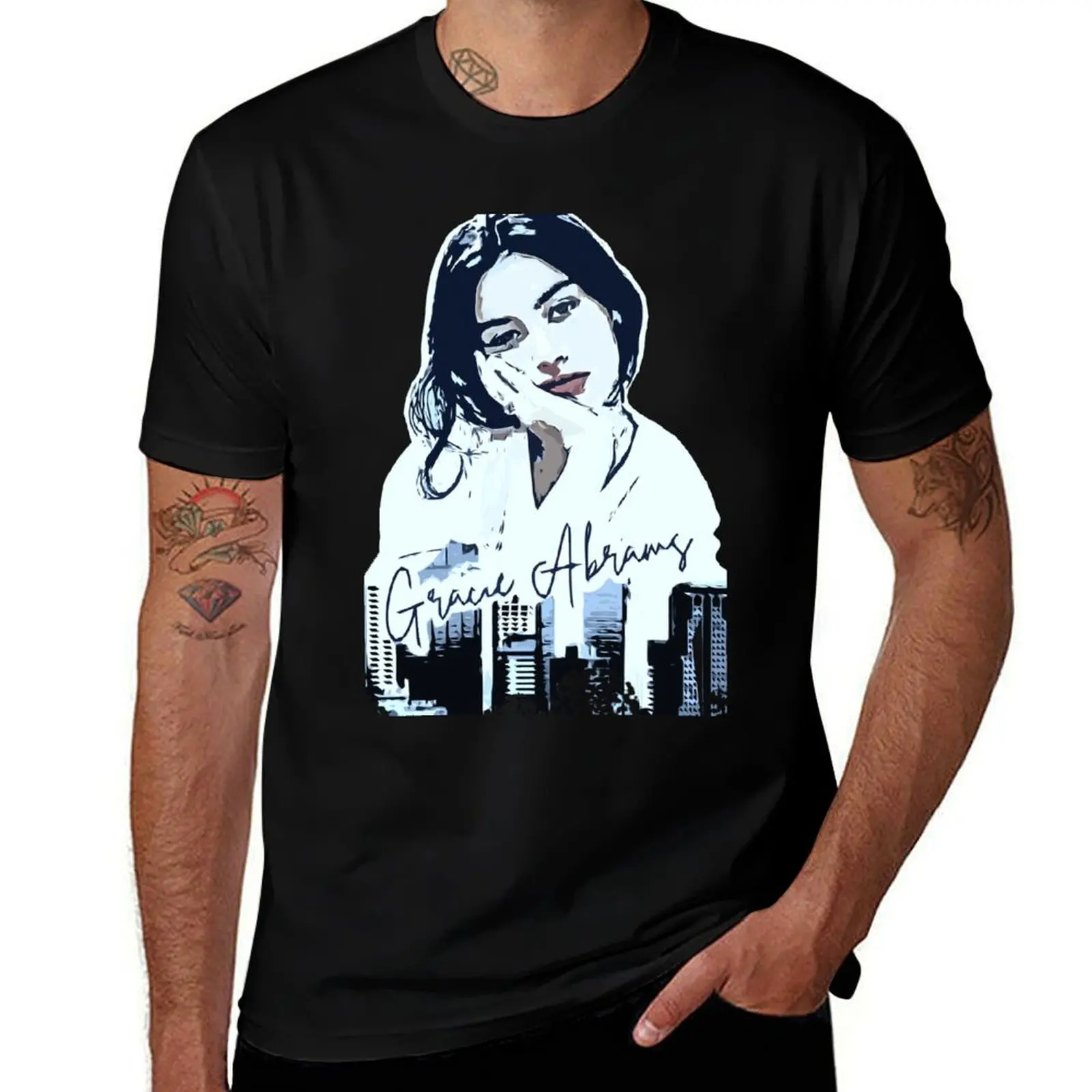 gracie abrams minor T-Shirt Basic Comfort Fit T-Shirt for Men