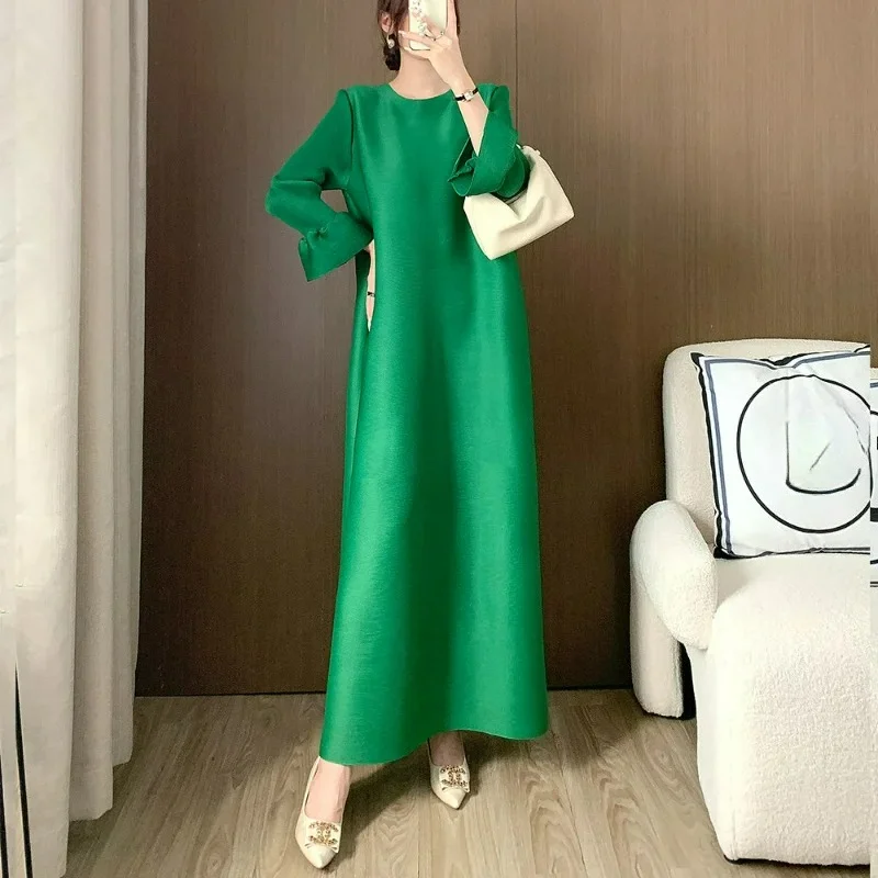 

Women Long Pleated Dresses Loose Spring Autumn A-line Clothing Large Size Green Bell Sleeves Round Neck Elegant Commuting Solid