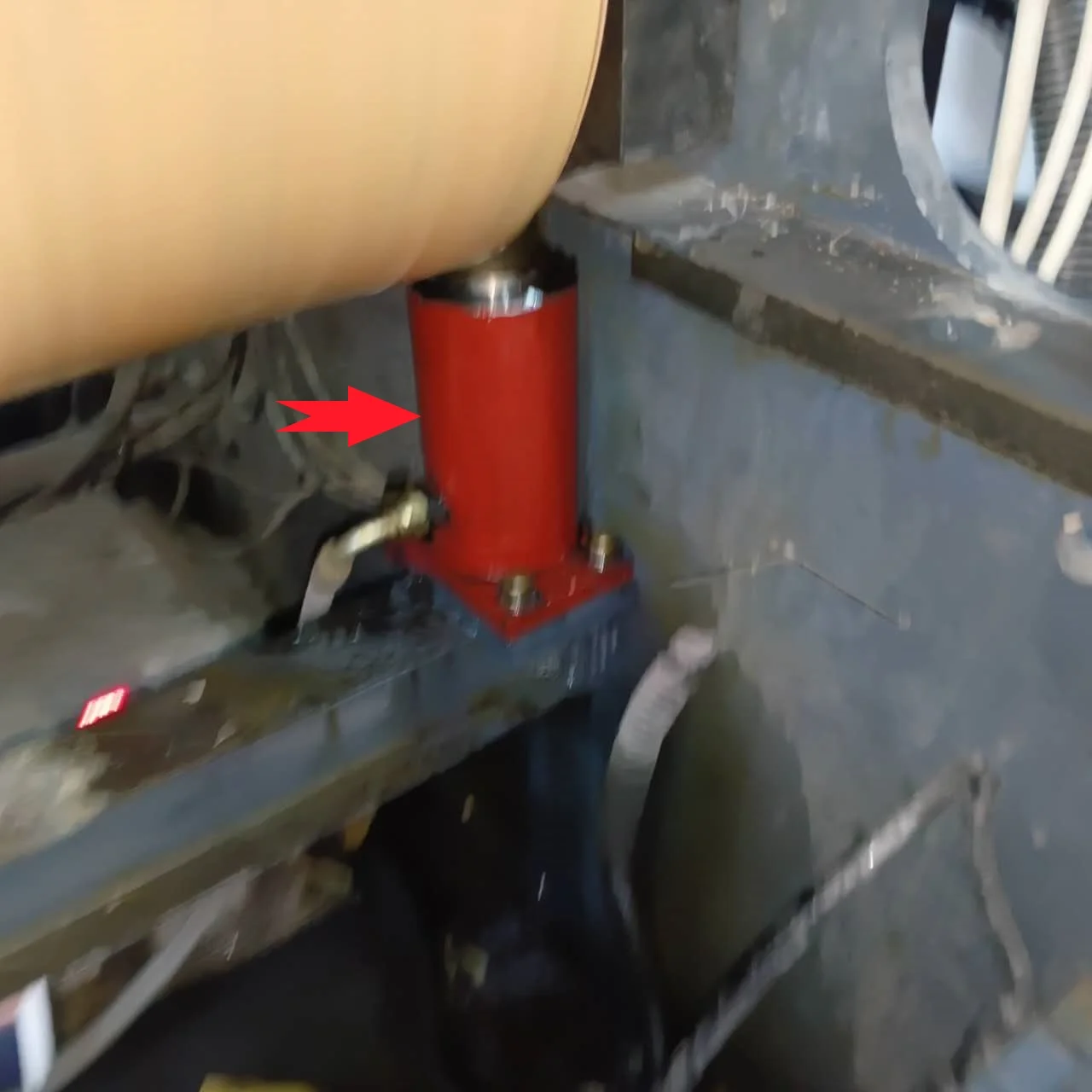 

Hydraulic Cylinder for YFMA Machine