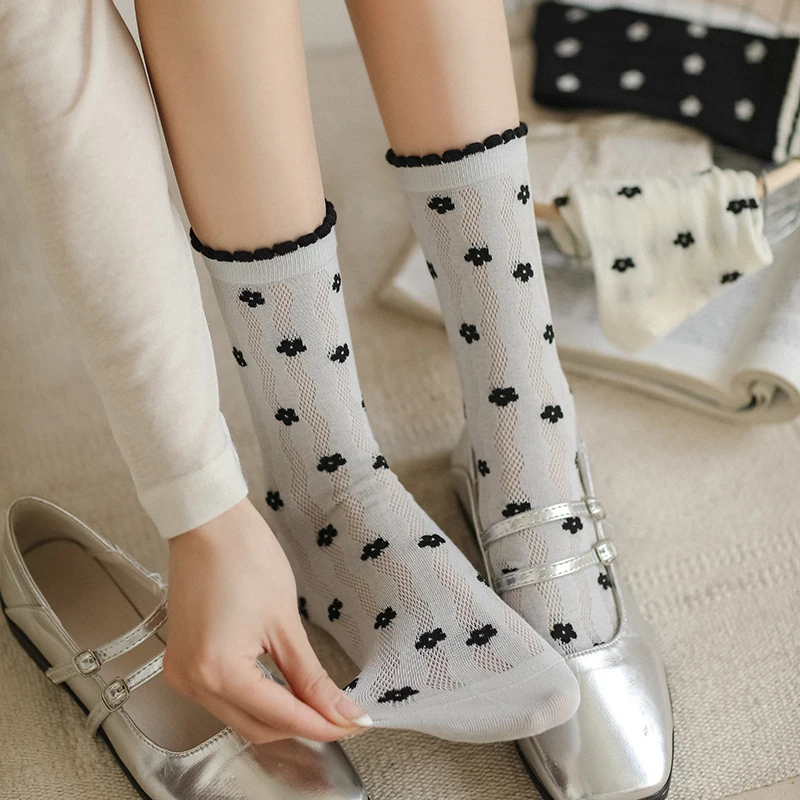 Socks For Women Thin Summer New Trendy Girls Flower Socks Female Breathable Hollow Out Korean Style Mesh Socks Cute Novelties