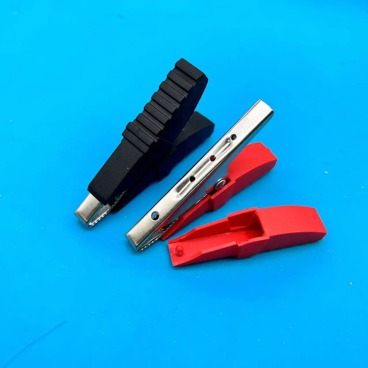 2PCS Butterfly Type Insulated Alligator Clips Testing Clamps For Car Battery Clip Power Test Cables