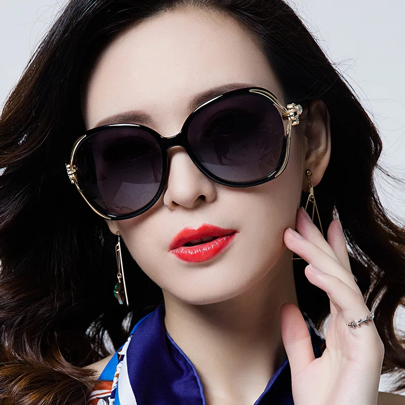 New 2024 Women\'s Sunglasses Fashion Large Frame Sunglasses Personalized Rose Blossom Hollow out Glasses Female