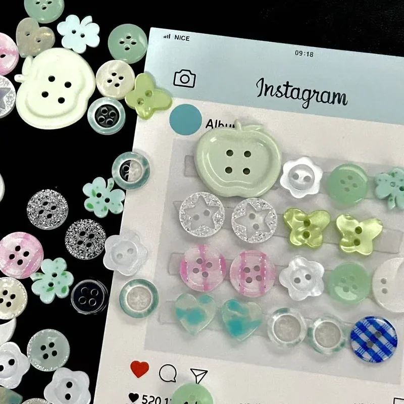 10/20 قطعة مختلط اللون اليدوية الراتنج جولة 2/4-hole زر لخياطة الملابس والاكسسوارات الحرف سكرابوكينغ DIY بها بنفسك الملابس المورد