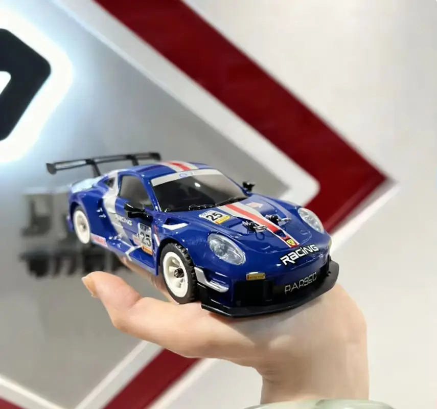 新しい 1:28 WL Toys 284191 シミュレーション衝撃吸収 RCカー 電動四輪駆動ドリフトカー 30km/H おもちゃモデル 男の子向けギフト