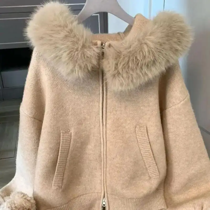 Fashionable Women's Large Fur Collar Sweater Autumn Winter New Item Girls' Coat Teenagers' Loose Knit Sweater Korean Series