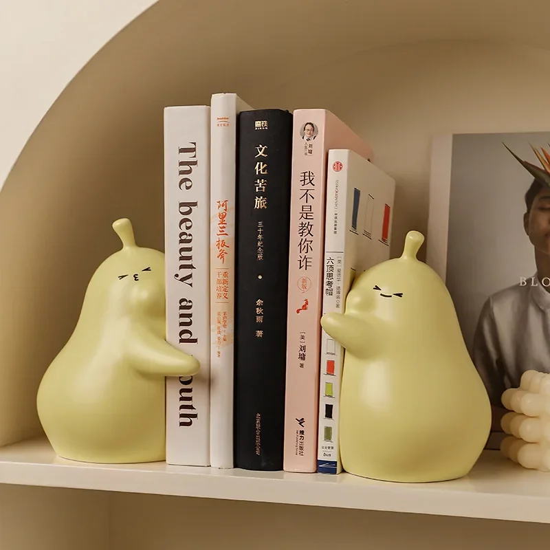 Cute Hug Pear Ceramic Bookend Ornament Home Living Room Bookcase Children's Room Decoration Birthday Gift