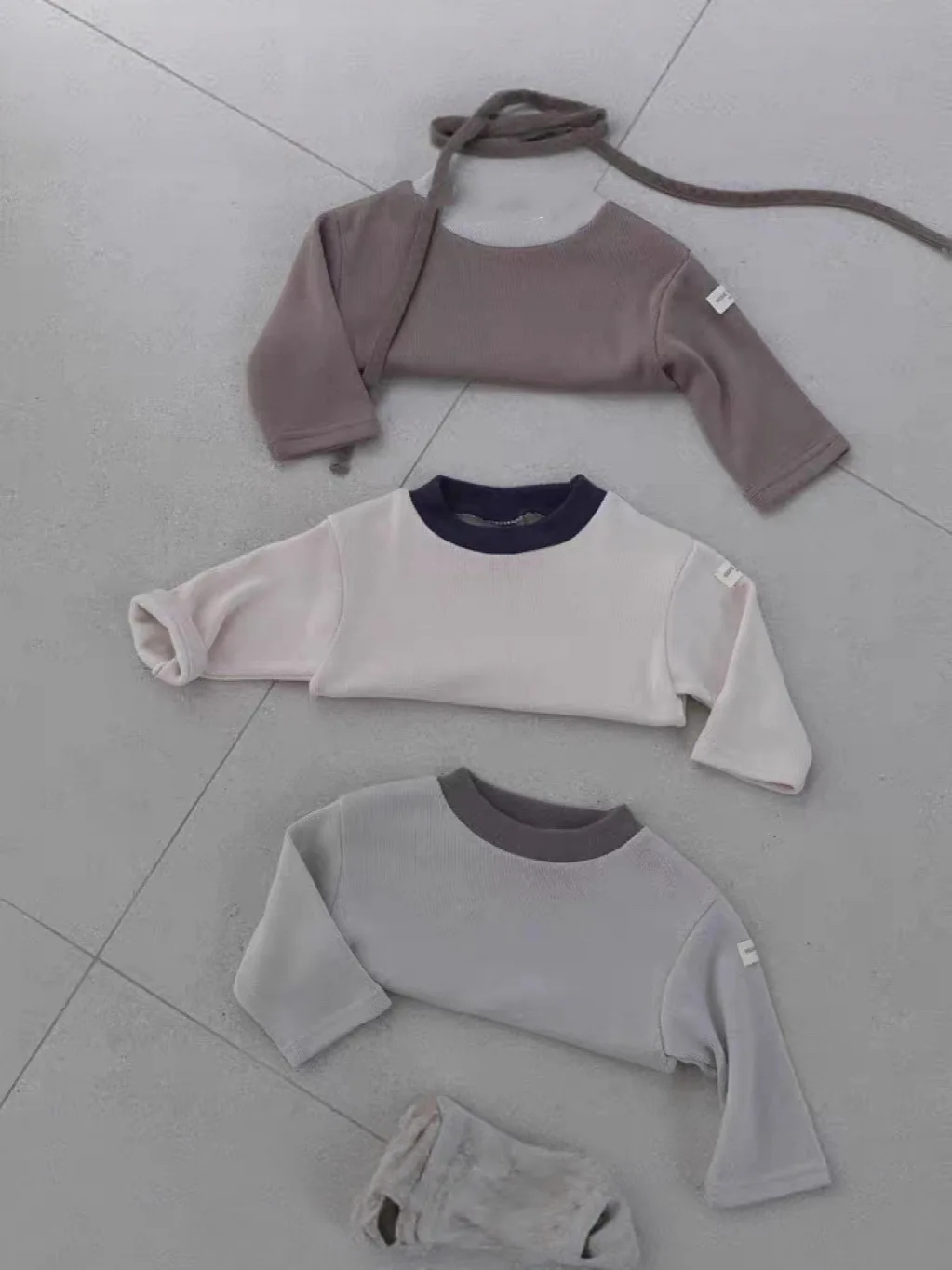 طفل فتاة الصلبة بسيطة قاع القمصان الرضع الصبي تنوعا بلايز عادية 2025 الخريف جديد طفل طويل الأكمام تي شيرت القطن #6