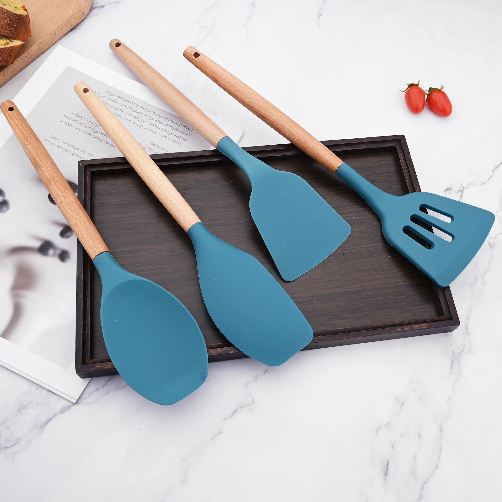 12Pcs/Set Silicone Kitchen Utensils With Storage Wooden Handle Bucket High Temperature Resistant And Non Stick Pot Spatula Spoon