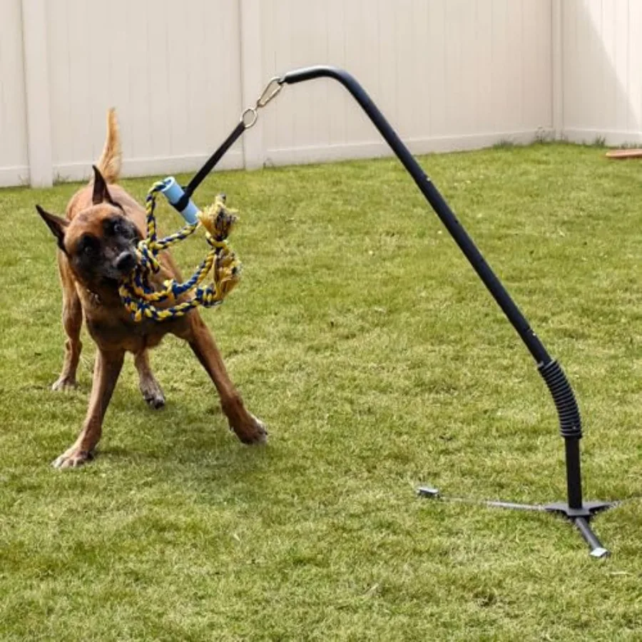 

Регулируемая игрушка для собак для игры в перетягивание каната с 3 привязными игрушками, уличная пружинная игрушка-канат для собак с основанием-треногой и U-образными колышками, для игры без помощи рук