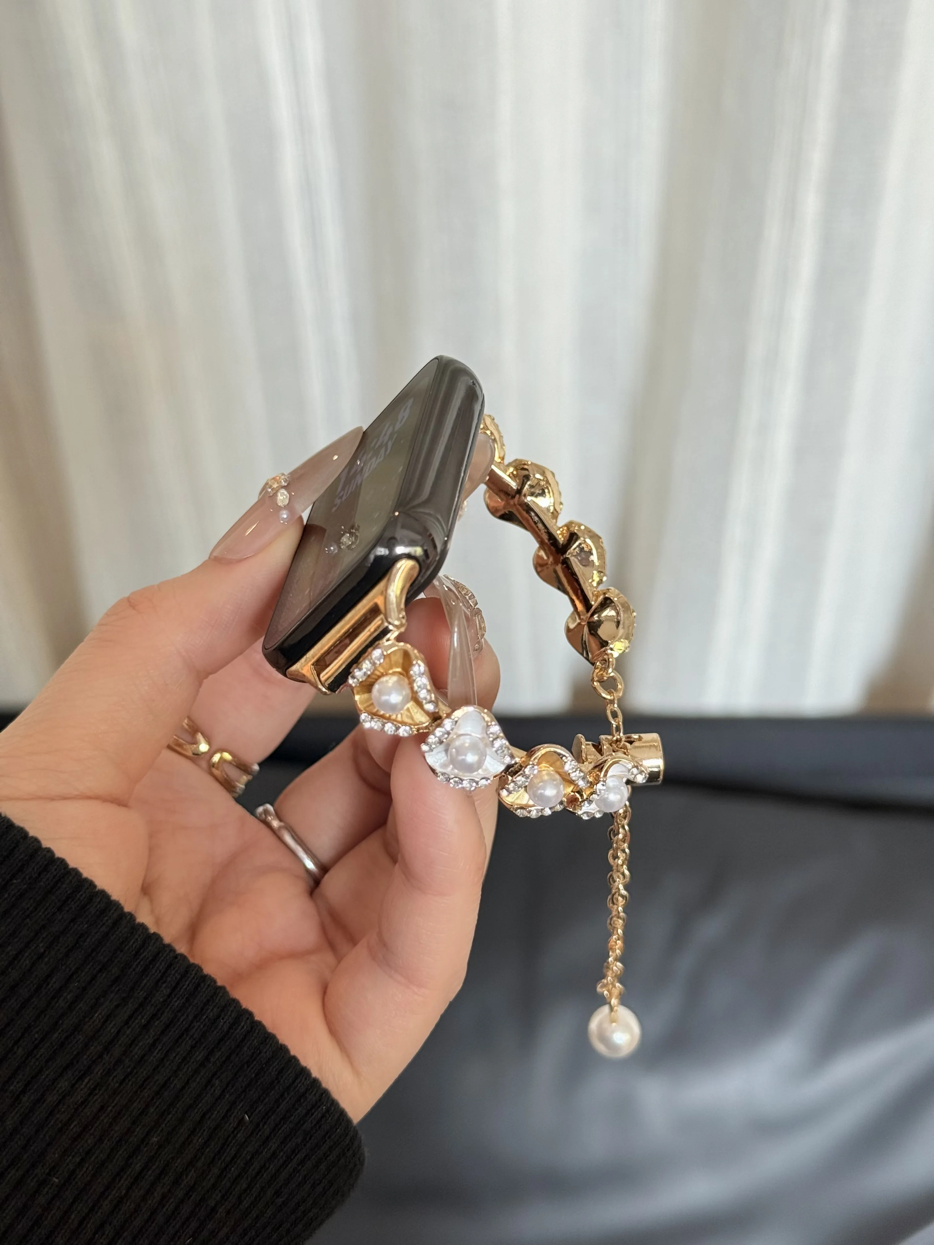 

The new shell pearl strap is suitable for Xiaomi Band 8Pro/9Pro，For Mi band 3/4/5/6/7，8/8NFC/9/9NFC/10/10NFC，For Redmi Watch5/4/