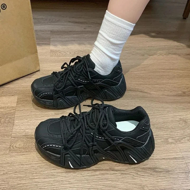 

Women Casual Dad Shoes 2025 Fall Korean Style New Arrival Thick Sole Height Boost Running Sports Shoes Student Street Shot Style