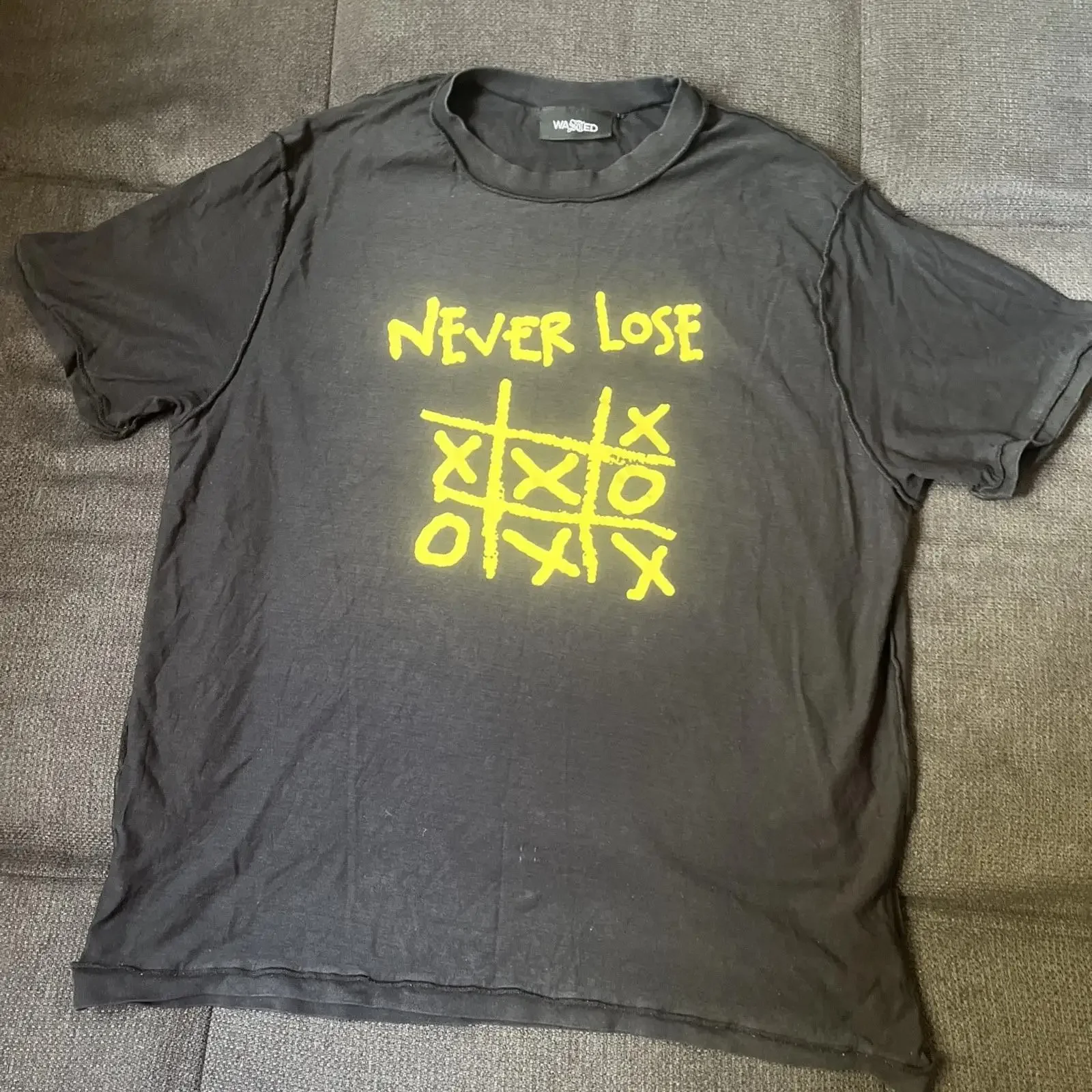 Camiseta Wasted Paris Herren Never Lose XL vintage, estilo streetwear con gráfico lavado, cómoda para uso diario.