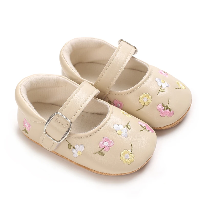 Spring and Autumn Season 0-18 Months Baby Toddler Shoes with Anti-slip Soft Rubber Sole Children's Shoes with Love Embroidery Pr